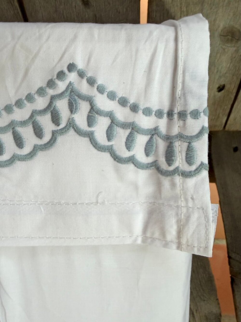 Hillcrest Coastal Collection King Size 100% Cotton Sheet Set Scallop Embroidered